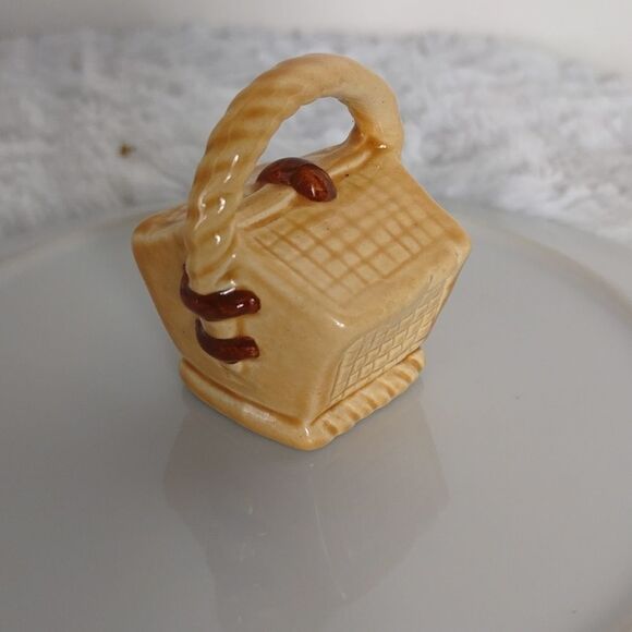 Vtg. Goebel Miniature Picnic Basket - Picture 3 of 5